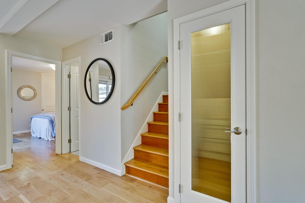 Detail Gallery Image 25 of 51 For 411 Lotus Ln, Mountain View,  CA 94043 - 4 Beds | 3 Baths