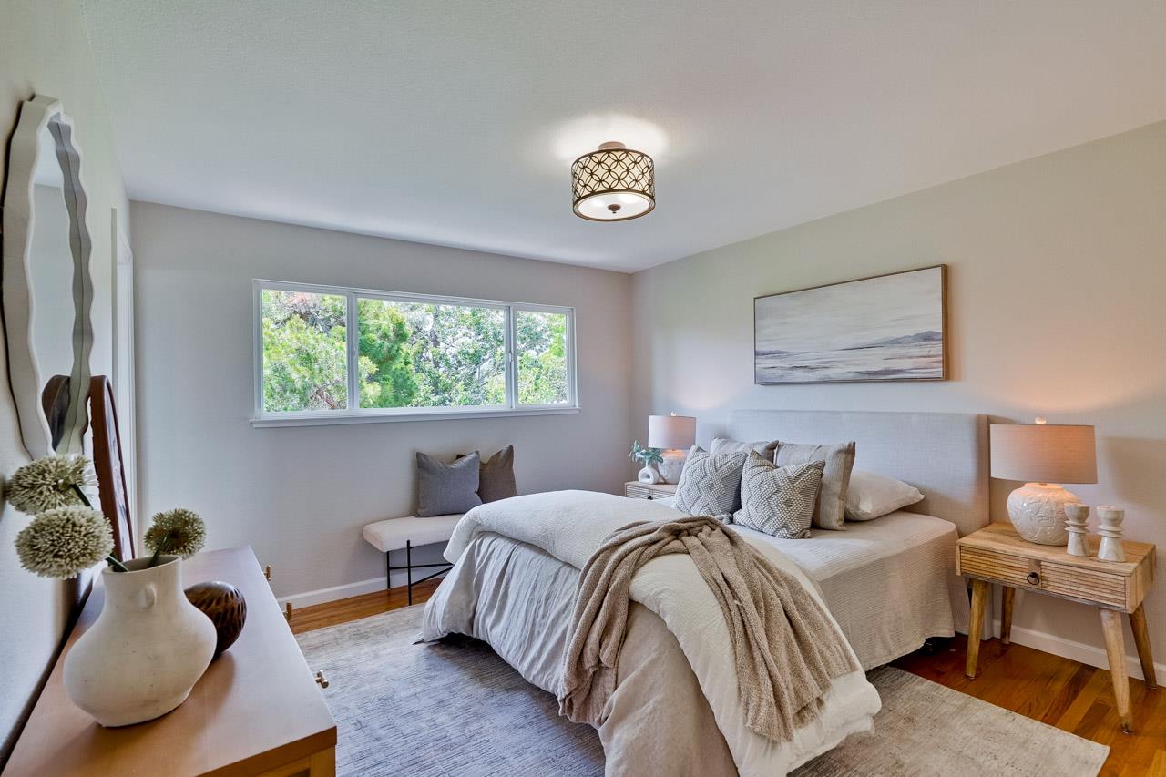 Detail Gallery Image 29 of 51 For 411 Lotus Ln, Mountain View,  CA 94043 - 4 Beds | 3 Baths