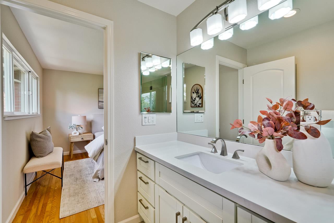 Detail Gallery Image 34 of 51 For 411 Lotus Ln, Mountain View,  CA 94043 - 4 Beds | 3 Baths