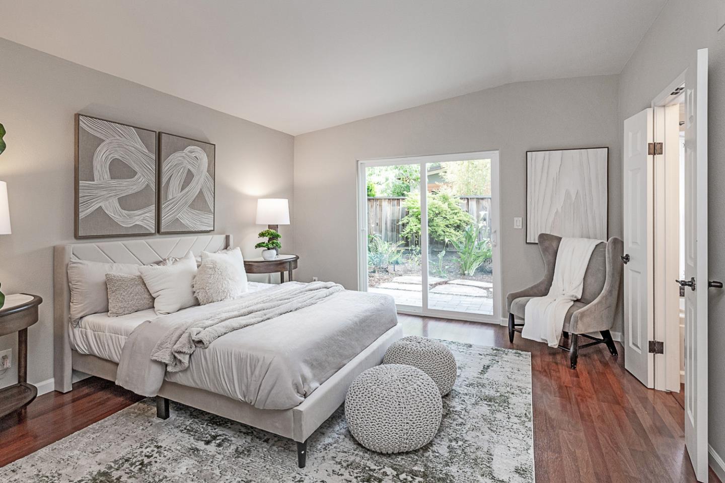 Detail Gallery Image 11 of 28 For 1893 San Luis Ave, Mountain View,  CA 94043 - 3 Beds | 2 Baths
