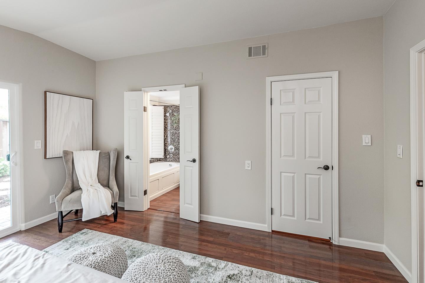 Detail Gallery Image 12 of 28 For 1893 San Luis Ave, Mountain View,  CA 94043 - 3 Beds | 2 Baths