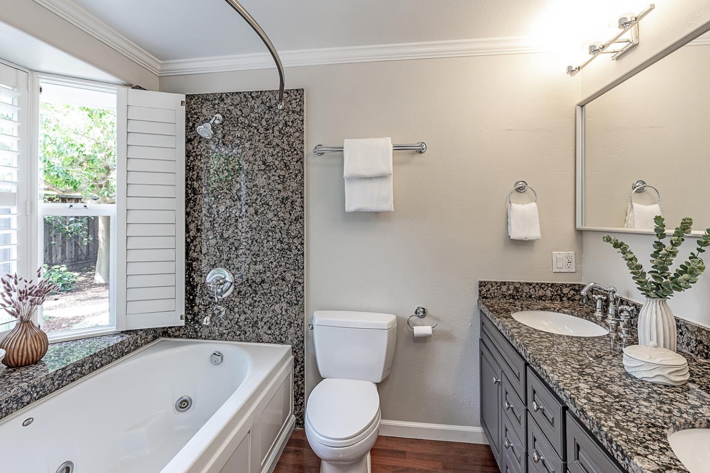 Detail Gallery Image 13 of 28 For 1893 San Luis Ave, Mountain View,  CA 94043 - 3 Beds | 2 Baths