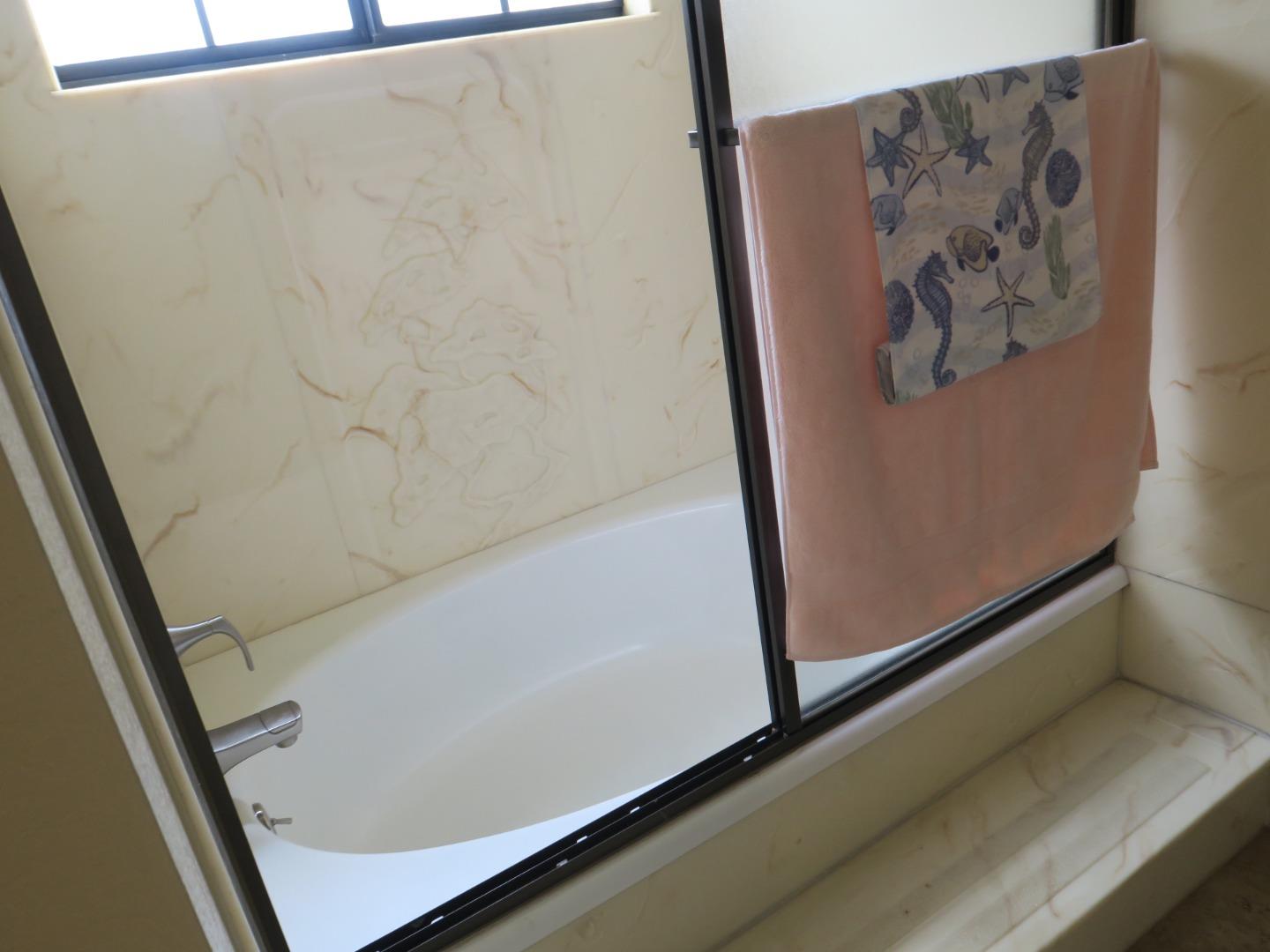 Detail Gallery Image 11 of 20 For 291 Klamath Rd, Milpitas,  CA 95035 - 2 Beds | 2/1 Baths