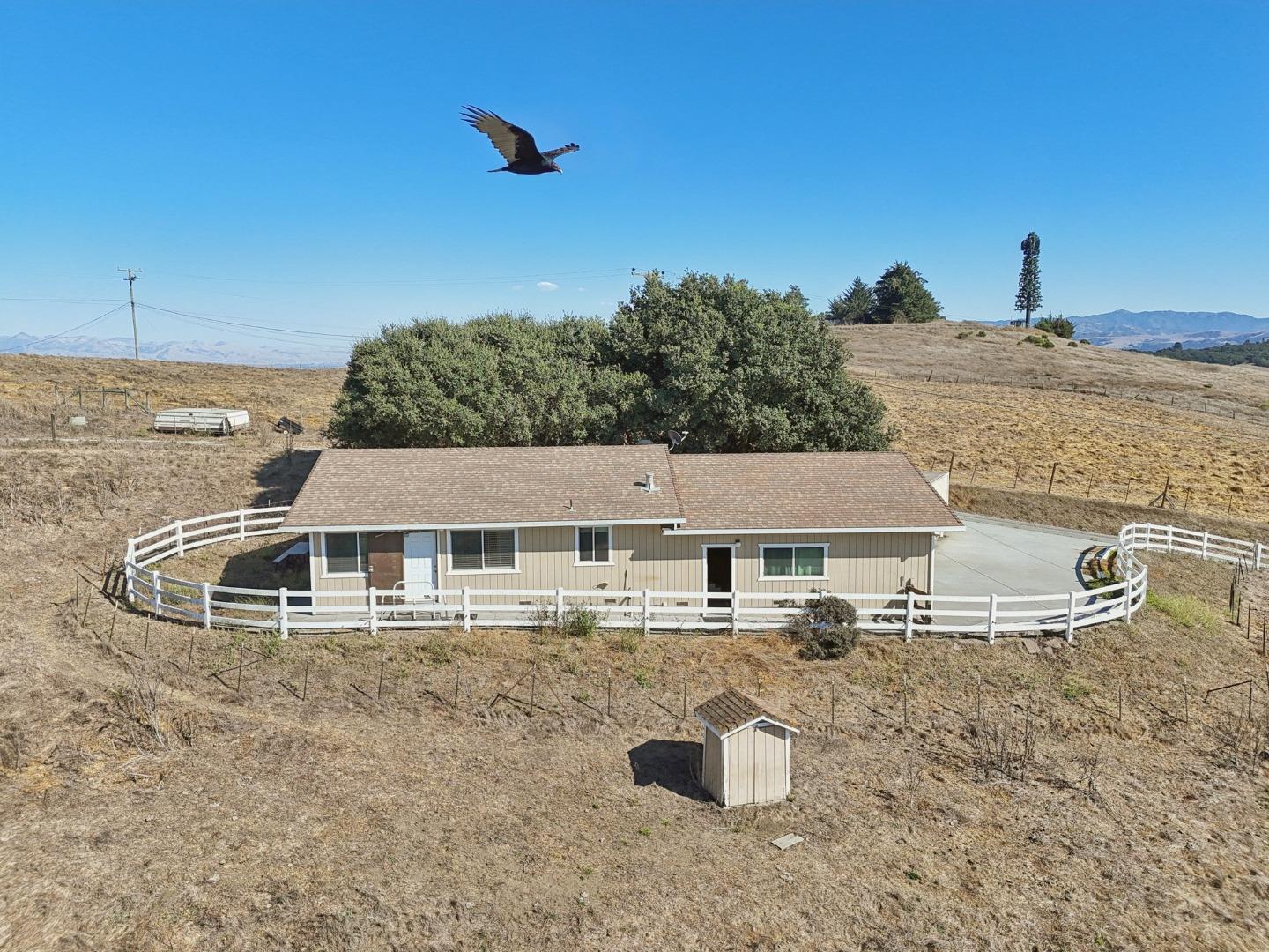 Detail Gallery Image 29 of 46 For 2545 School Rd, San Juan Bautista,  CA 95045 - 2 Beds | 1 Baths