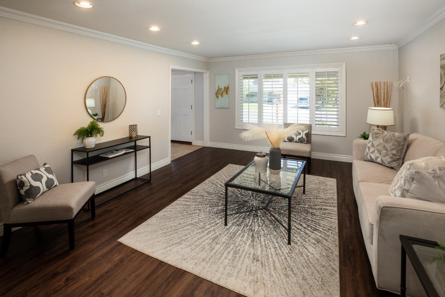 Detail Gallery Image 5 of 25 For 676 Bolivar Dr, San Jose,  CA 95123 - 4 Beds | 2/1 Baths