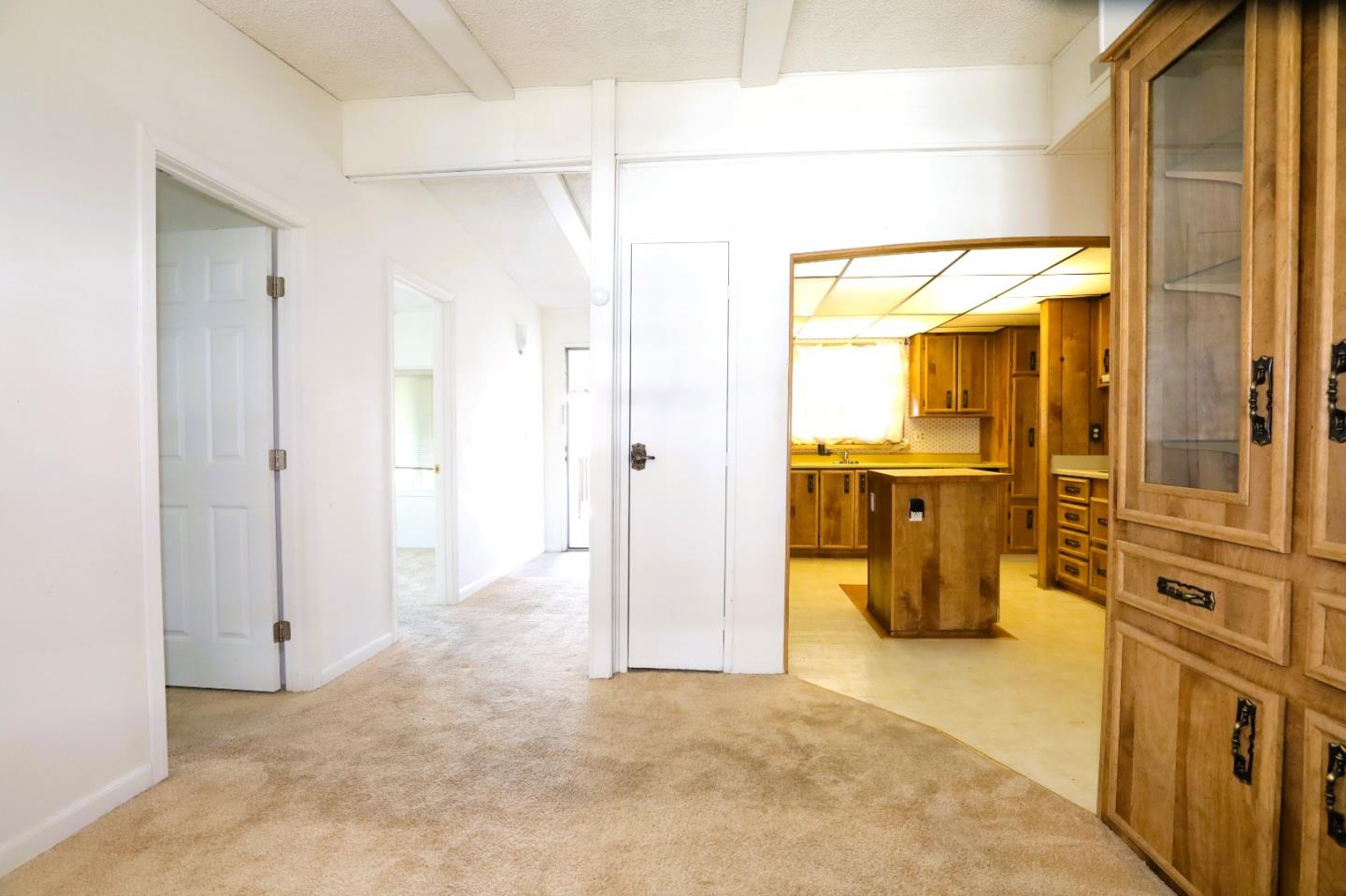 Detail Gallery Image 14 of 38 For 690 Persian Dr #95,  Sunnyvale,  CA 94089 - 4 Beds | 2 Baths