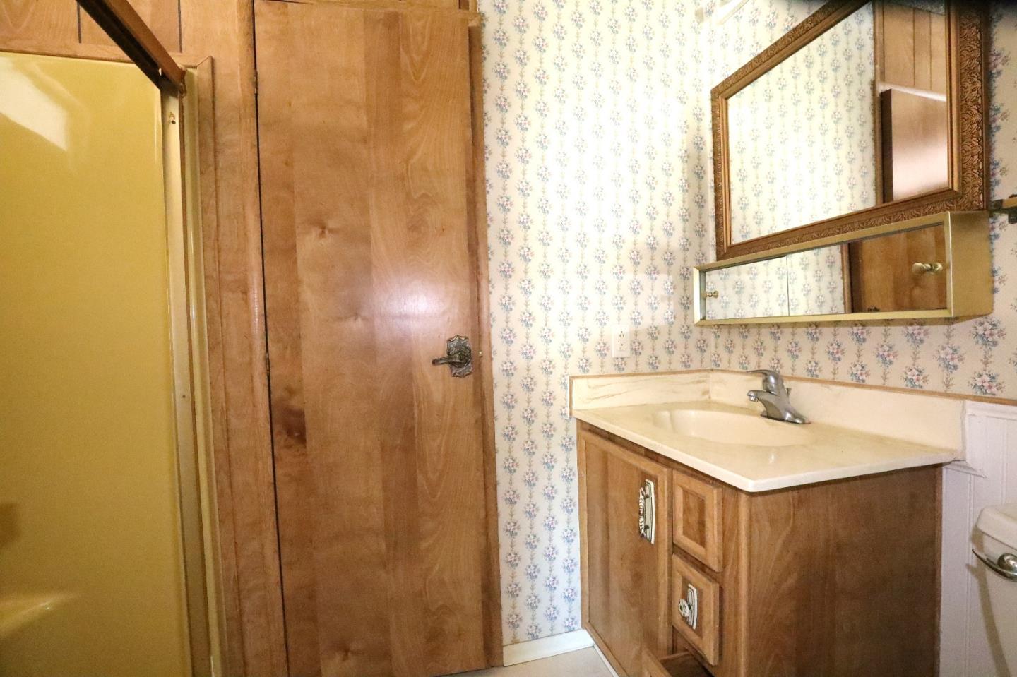 Detail Gallery Image 25 of 38 For 690 Persian Dr #95,  Sunnyvale,  CA 94089 - 4 Beds | 2 Baths