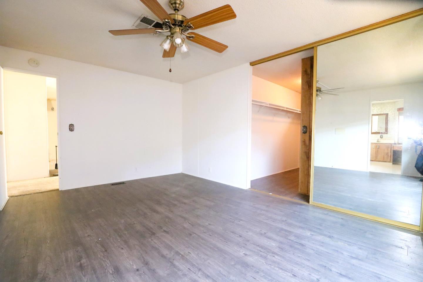 Detail Gallery Image 36 of 38 For 690 Persian Dr #95,  Sunnyvale,  CA 94089 - 4 Beds | 2 Baths