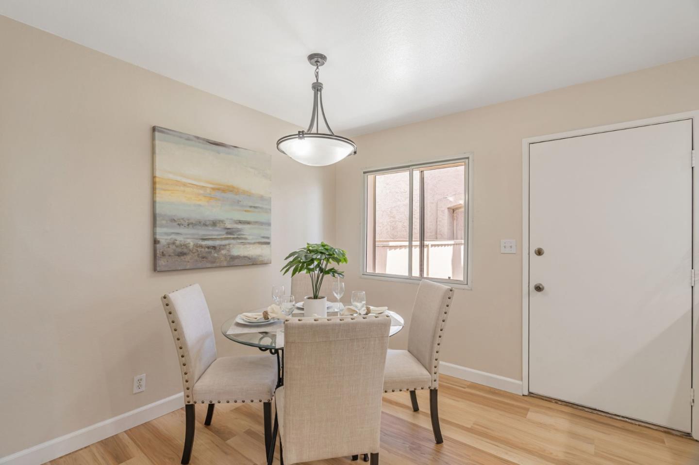 Detail Gallery Image 14 of 44 For 1031 Clyde Ave #401,  Santa Clara,  CA 95054 - 2 Beds | 2/1 Baths