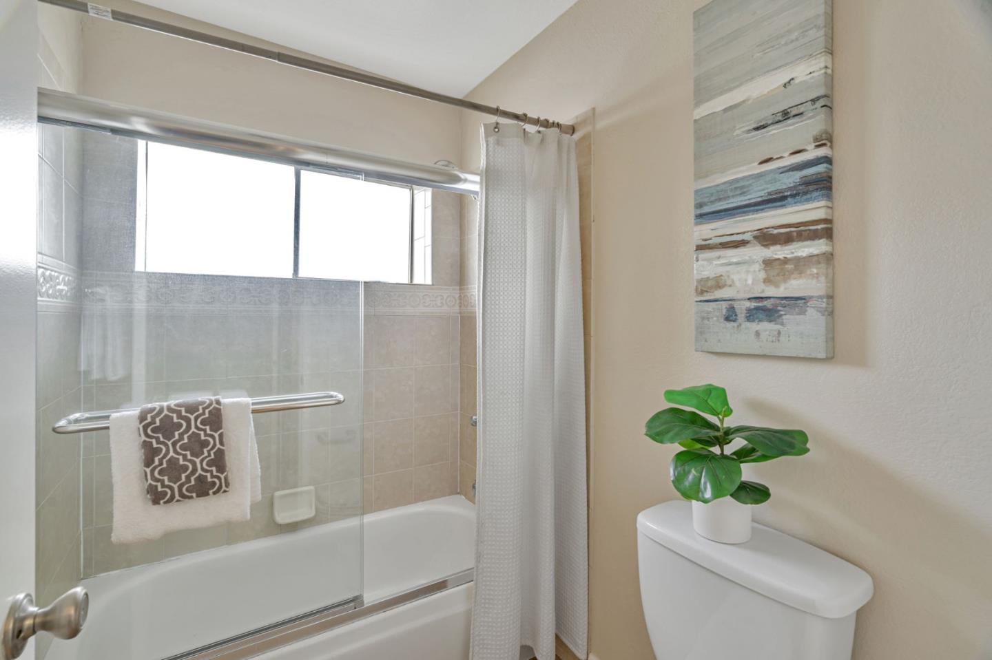Detail Gallery Image 28 of 44 For 1031 Clyde Ave #401,  Santa Clara,  CA 95054 - 2 Beds | 2/1 Baths