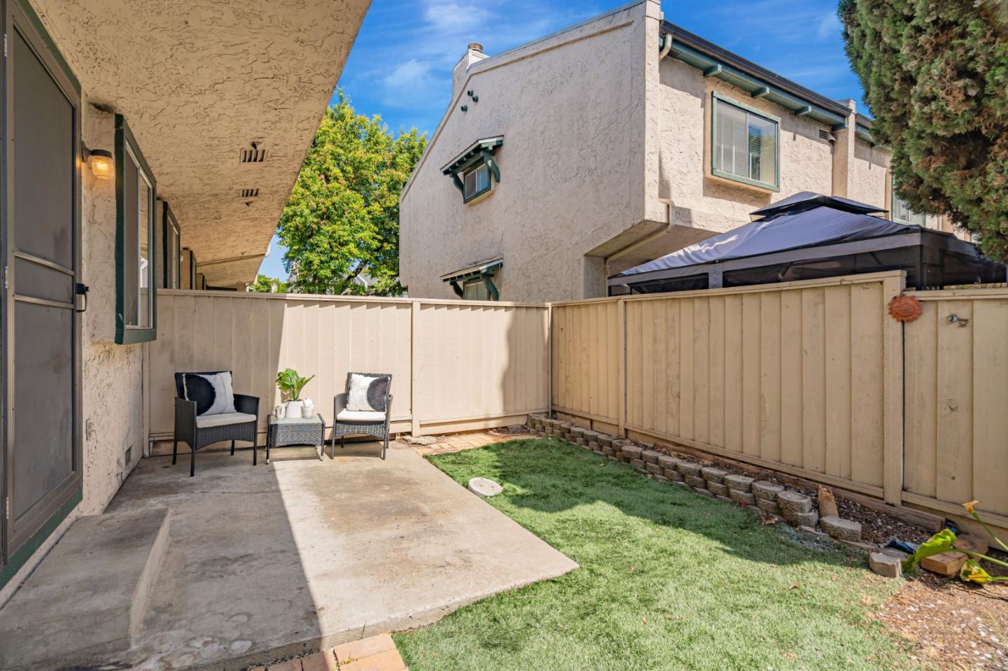 Detail Gallery Image 34 of 44 For 1031 Clyde Ave #401,  Santa Clara,  CA 95054 - 2 Beds | 2/1 Baths