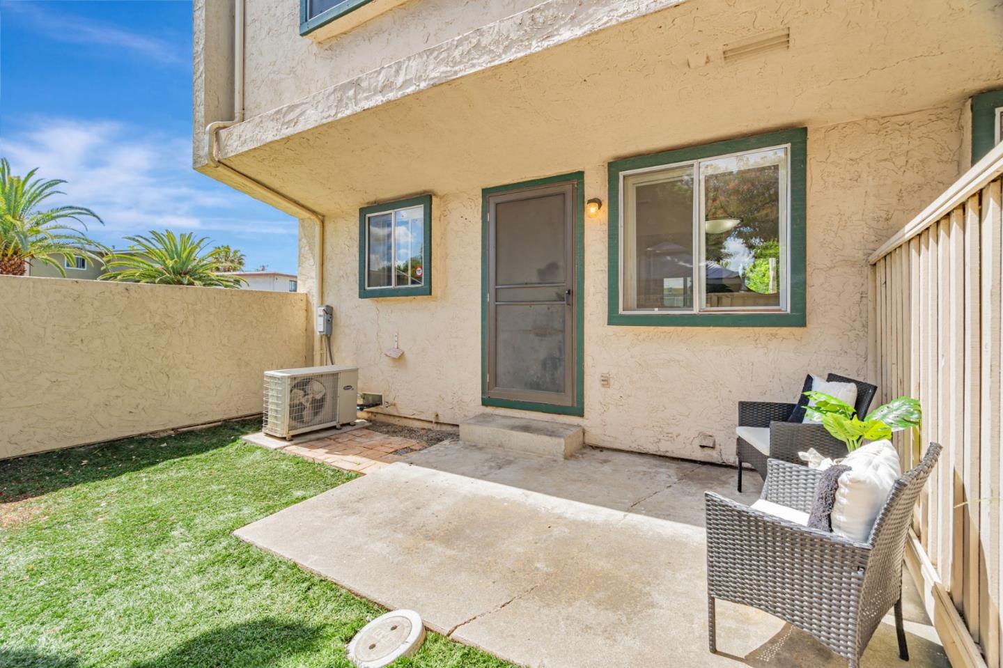 Detail Gallery Image 35 of 44 For 1031 Clyde Ave #401,  Santa Clara,  CA 95054 - 2 Beds | 2/1 Baths