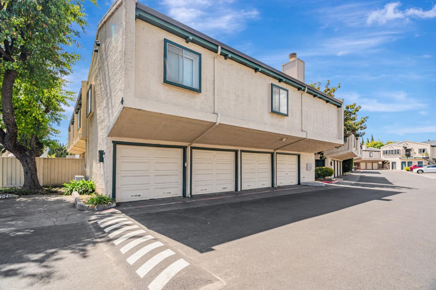 Detail Gallery Image 39 of 44 For 1031 Clyde Ave #401,  Santa Clara,  CA 95054 - 2 Beds | 2/1 Baths