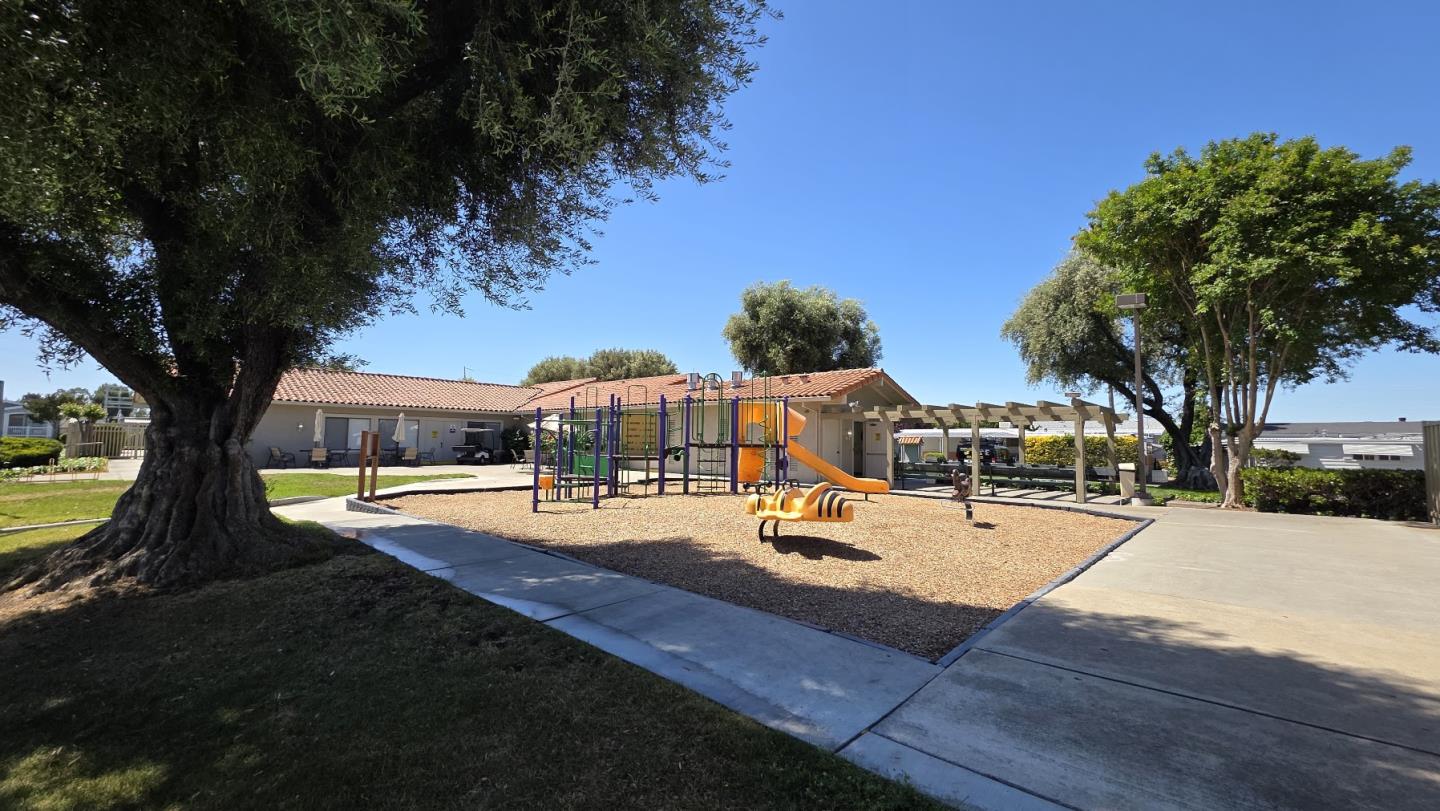 Detail Gallery Image 26 of 27 For 2600 Senter Rd #126,  San Jose,  CA 95111 - 3 Beds | 2 Baths