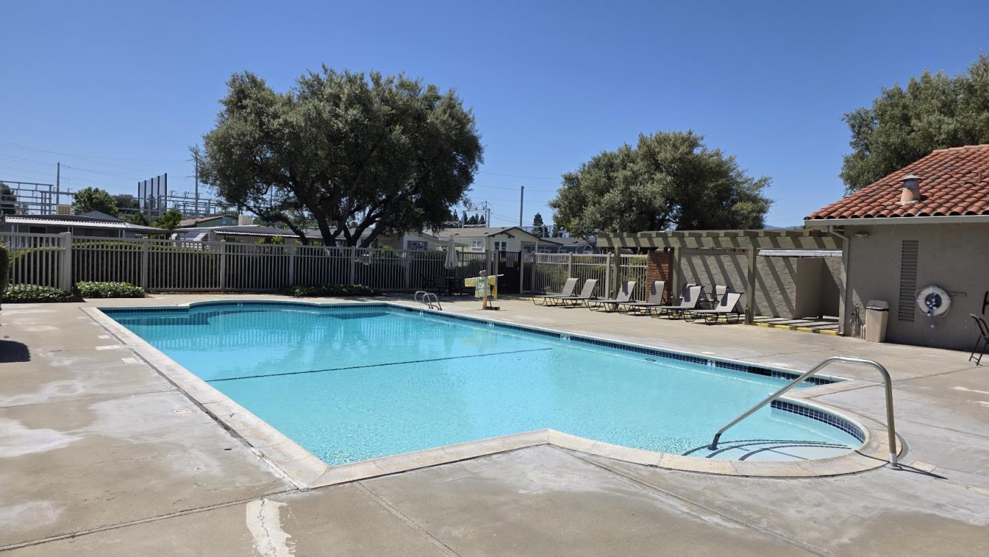 Detail Gallery Image 27 of 27 For 2600 Senter Rd #126,  San Jose,  CA 95111 - 3 Beds | 2 Baths