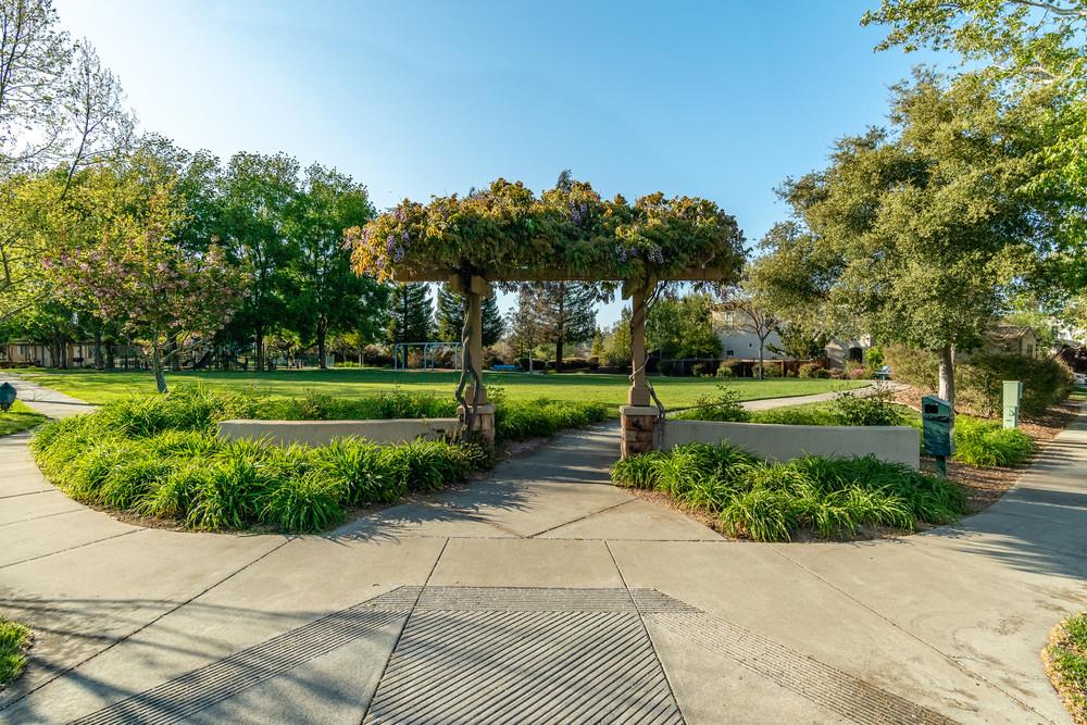 Detail Gallery Image 112 of 113 For 2892 Birkdale Ct, Gilroy,  CA 95020 - 5 Beds | 4/1 Baths