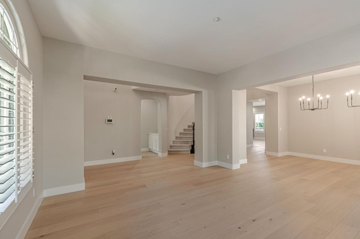 Detail Gallery Image 13 of 93 For 2892 Birkdale Ct, Gilroy,  CA 95020 - 5 Beds | 4/1 Baths