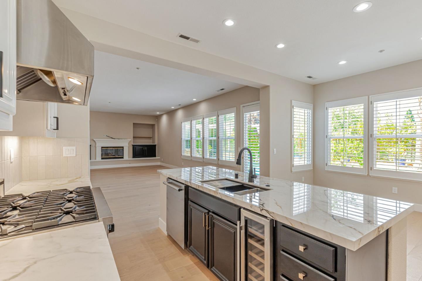 Detail Gallery Image 20 of 93 For 2892 Birkdale Ct, Gilroy,  CA 95020 - 5 Beds | 4/1 Baths
