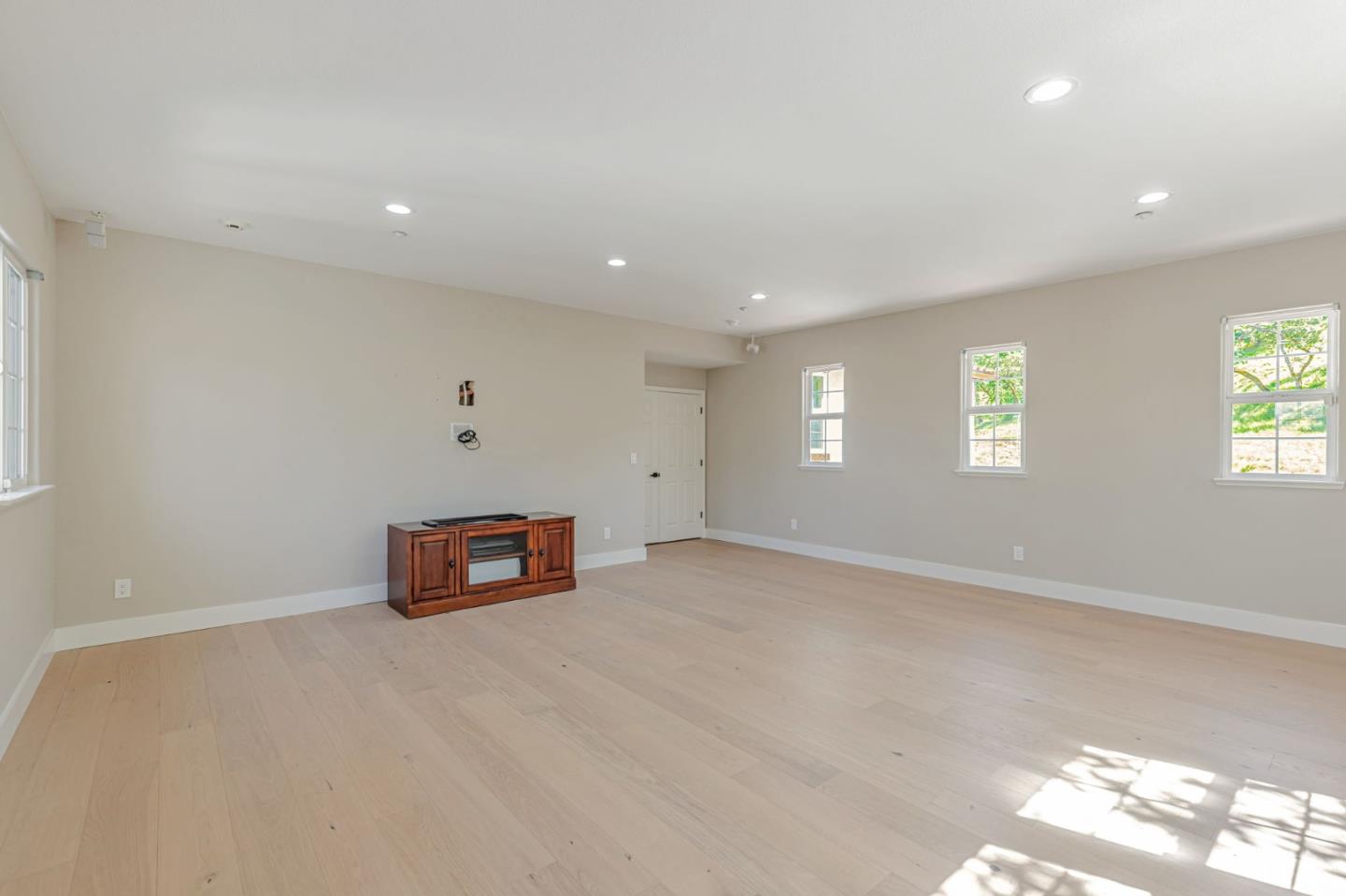 Detail Gallery Image 29 of 93 For 2892 Birkdale Ct, Gilroy,  CA 95020 - 5 Beds | 4/1 Baths