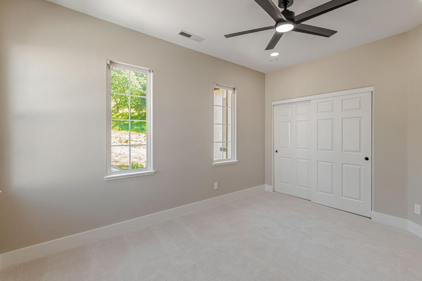 Detail Gallery Image 36 of 93 For 2892 Birkdale Ct, Gilroy,  CA 95020 - 5 Beds | 4/1 Baths