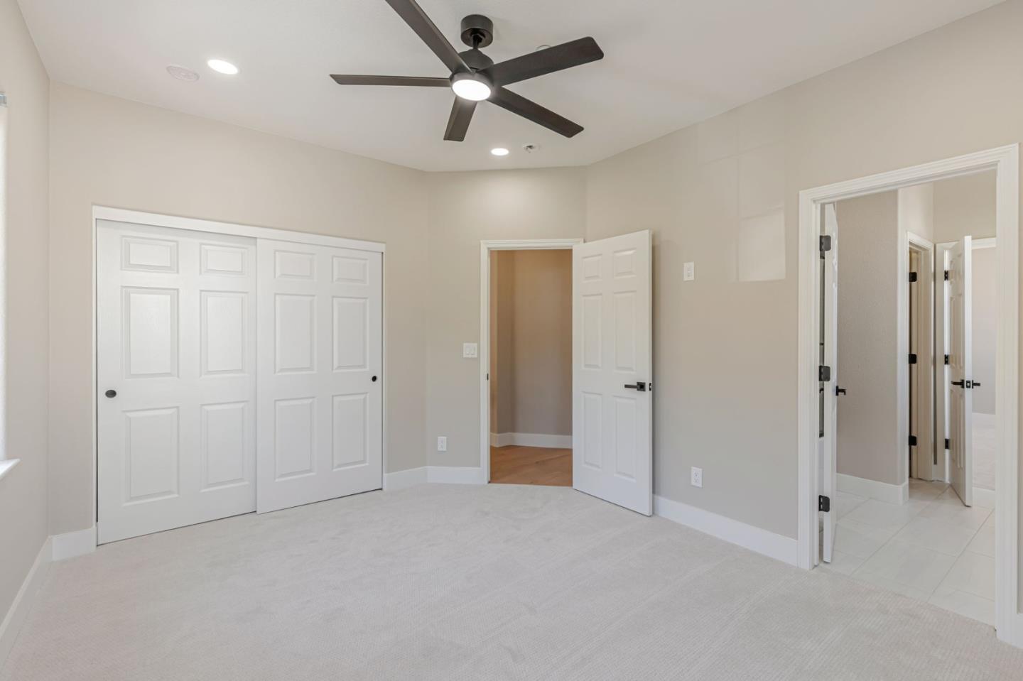 Detail Gallery Image 39 of 93 For 2892 Birkdale Ct, Gilroy,  CA 95020 - 5 Beds | 4/1 Baths