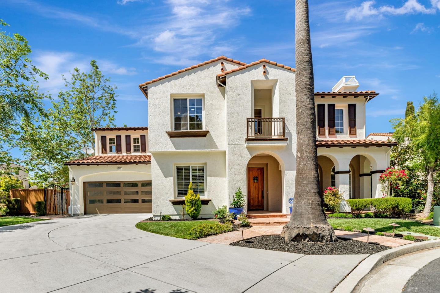 Detail Gallery Image 4 of 93 For 2892 Birkdale Ct, Gilroy,  CA 95020 - 5 Beds | 4/1 Baths