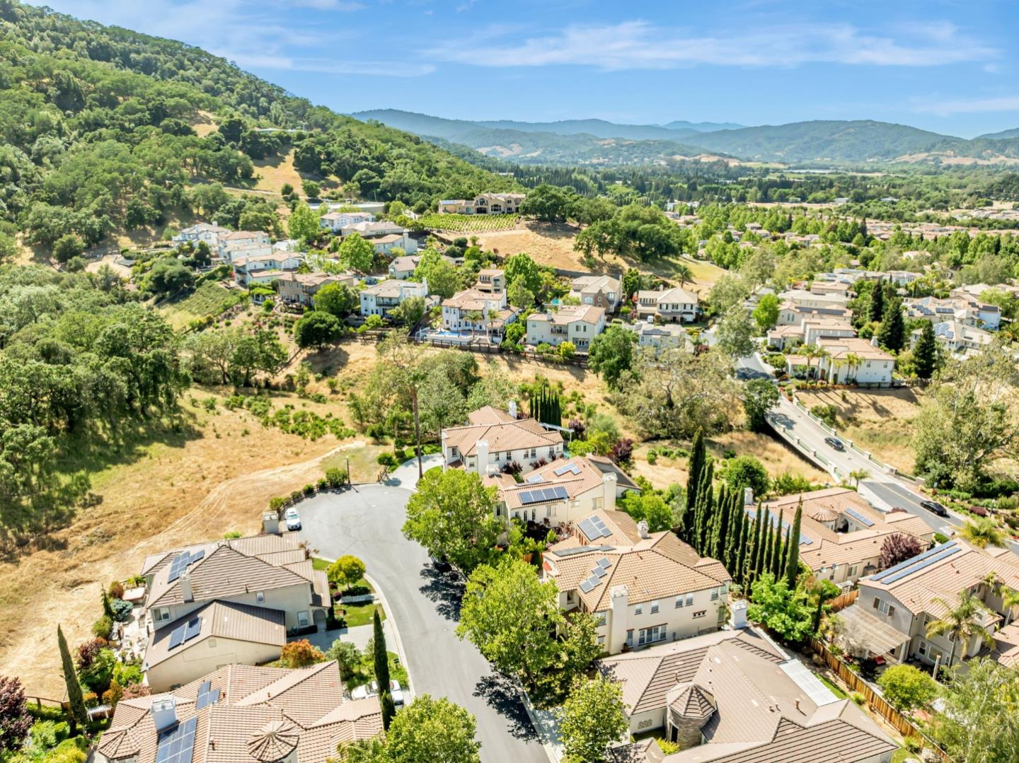 Detail Gallery Image 84 of 93 For 2892 Birkdale Ct, Gilroy,  CA 95020 - 5 Beds | 4/1 Baths