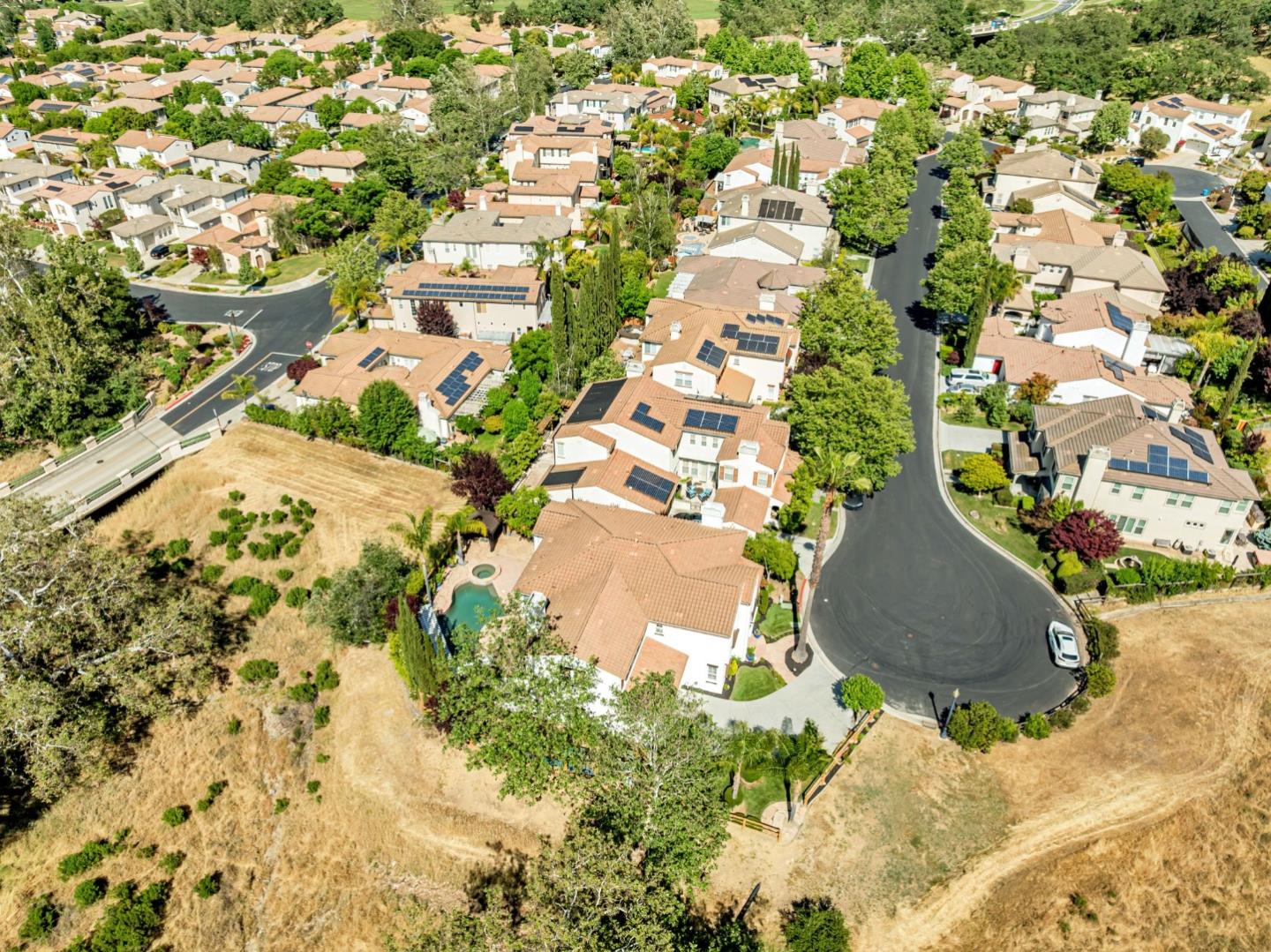 Detail Gallery Image 86 of 93 For 2892 Birkdale Ct, Gilroy,  CA 95020 - 5 Beds | 4/1 Baths