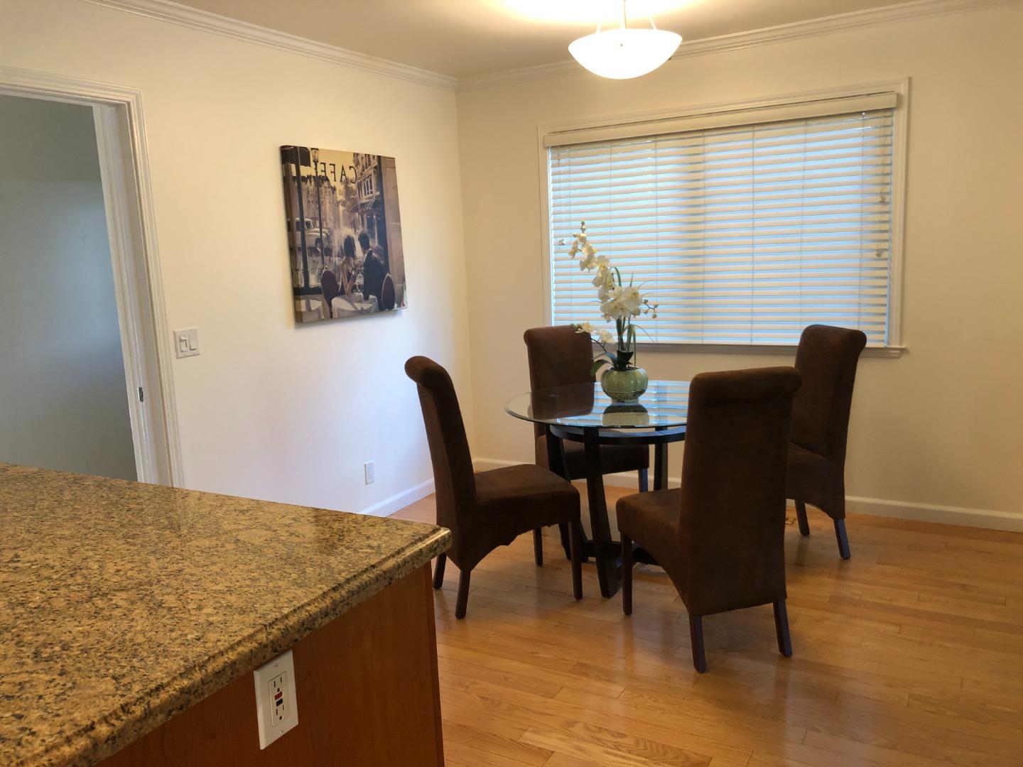 Detail Gallery Image 20 of 31 For 2272 Glenkirk Dr, San Jose,  CA 95124 - 4 Beds | 2/1 Baths