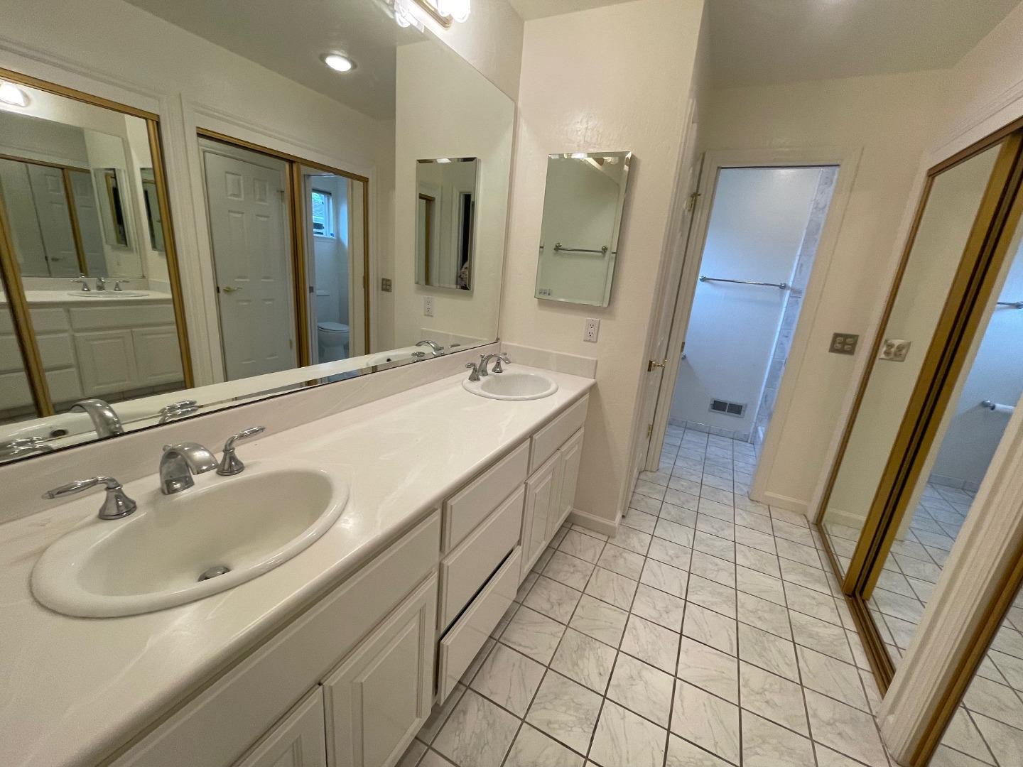 Detail Gallery Image 31 of 31 For 2272 Glenkirk Dr, San Jose,  CA 95124 - 4 Beds | 2/1 Baths