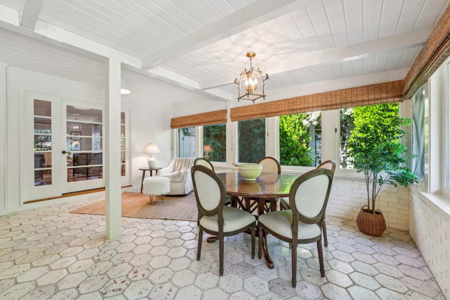 Detail Gallery Image 38 of 86 For 1714 Sweetbriar Dr, San Jose,  CA 95125 - 4 Beds | 2/1 Baths