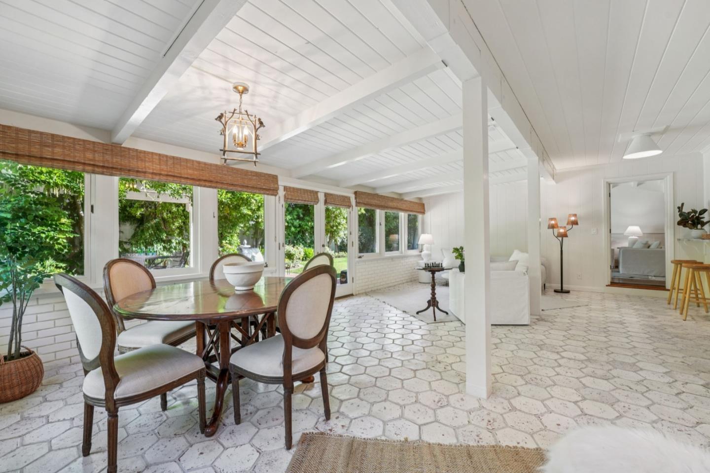 Detail Gallery Image 39 of 86 For 1714 Sweetbriar Dr, San Jose,  CA 95125 - 4 Beds | 2/1 Baths