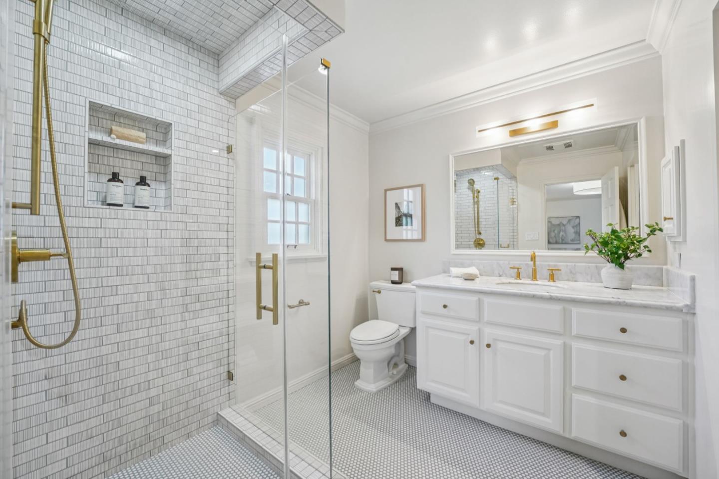 Detail Gallery Image 45 of 86 For 1714 Sweetbriar Dr, San Jose,  CA 95125 - 4 Beds | 2/1 Baths