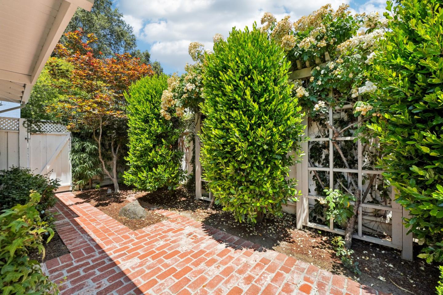 Detail Gallery Image 76 of 86 For 1714 Sweetbriar Dr, San Jose,  CA 95125 - 4 Beds | 2/1 Baths