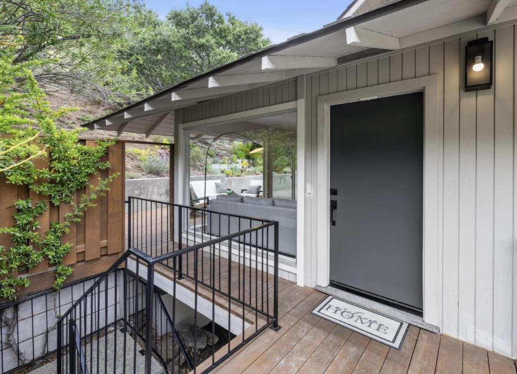 Detail Gallery Image 11 of 22 For 1008 Porto Marino Dr, San Carlos,  CA 94070 - 4 Beds | 3/1 Baths