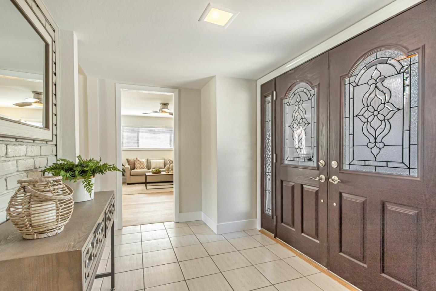 Detail Gallery Image 11 of 52 For 5631 Glen Haven Ct, San Jose,  CA 95129 - 3 Beds | 2 Baths
