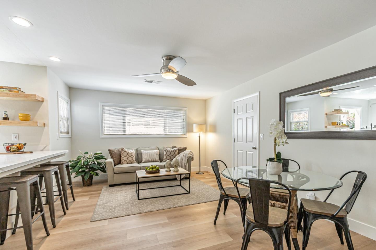 Detail Gallery Image 12 of 52 For 5631 Glen Haven Ct, San Jose,  CA 95129 - 3 Beds | 2 Baths