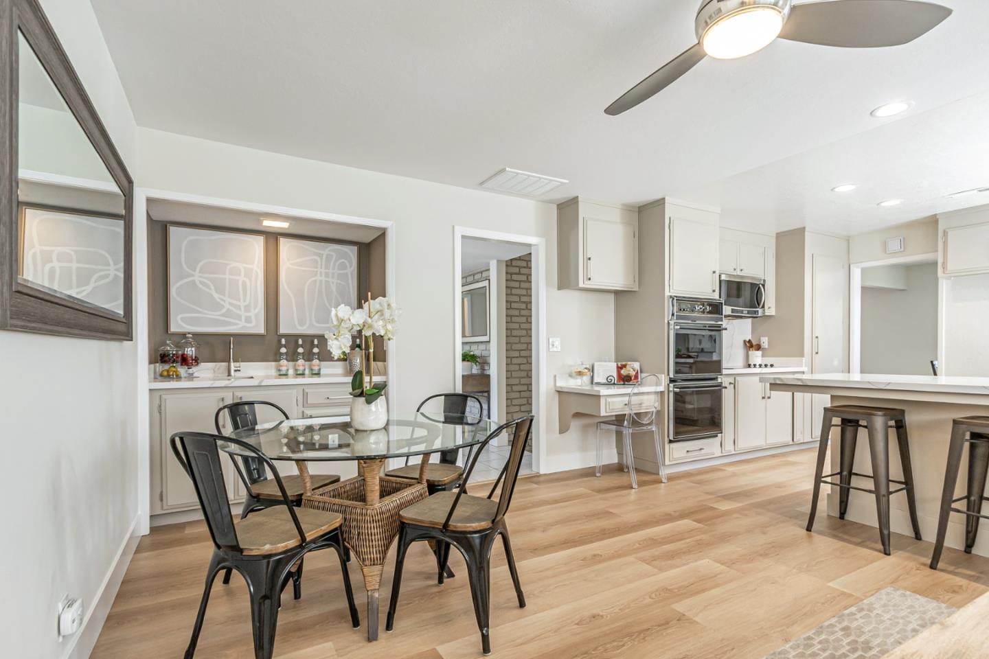 Detail Gallery Image 16 of 52 For 5631 Glen Haven Ct, San Jose,  CA 95129 - 3 Beds | 2 Baths