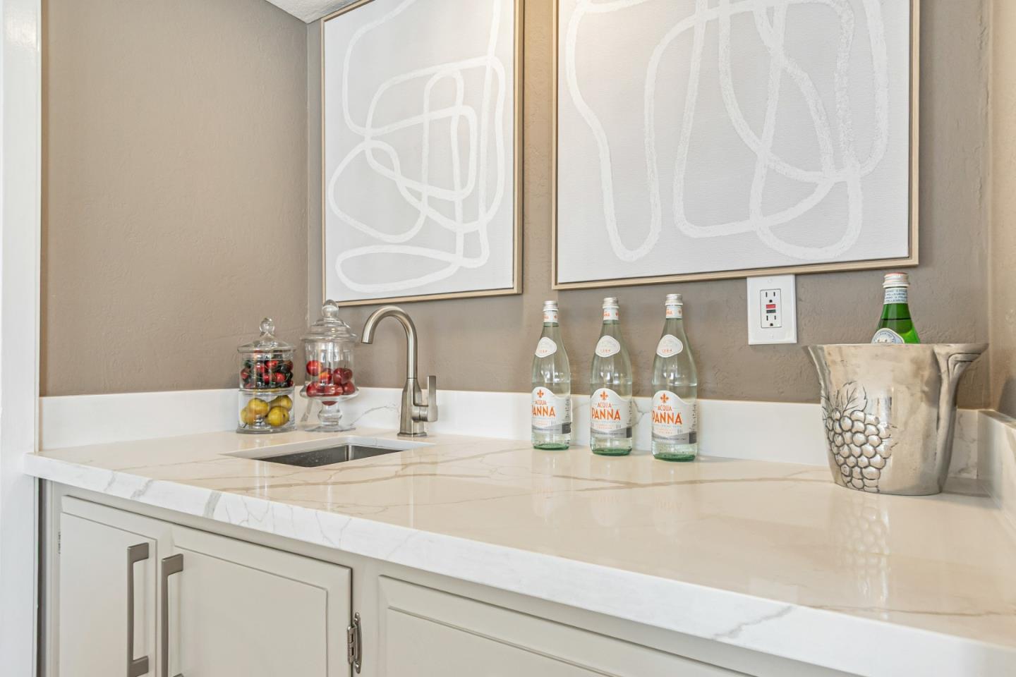 Detail Gallery Image 17 of 52 For 5631 Glen Haven Ct, San Jose,  CA 95129 - 3 Beds | 2 Baths