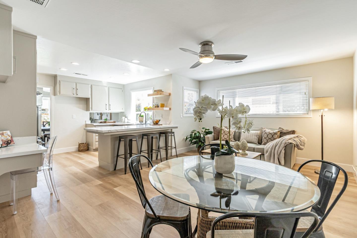 Detail Gallery Image 18 of 52 For 5631 Glen Haven Ct, San Jose,  CA 95129 - 3 Beds | 2 Baths