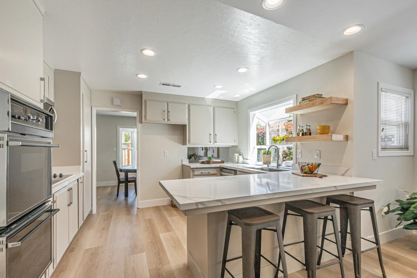 Detail Gallery Image 20 of 52 For 5631 Glen Haven Ct, San Jose,  CA 95129 - 3 Beds | 2 Baths