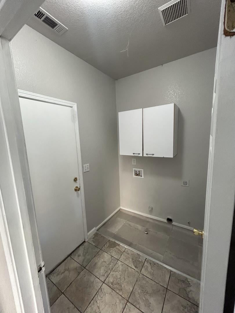 Detail Gallery Image 16 of 30 For 254 Driftwood Ave, Los Banos,  CA 93635 - 3 Beds | 2 Baths
