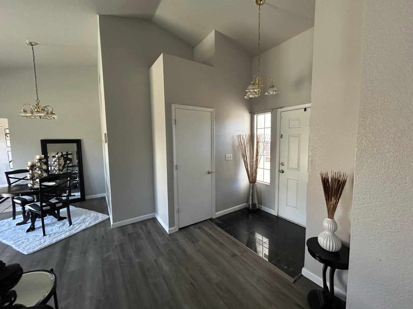 Detail Gallery Image 6 of 30 For 254 Driftwood Ave, Los Banos,  CA 93635 - 3 Beds | 2 Baths