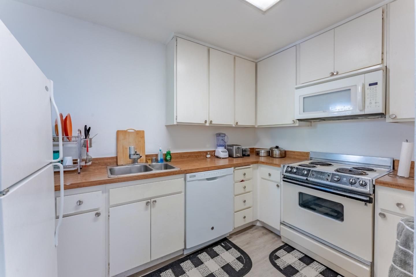 Detail Gallery Image 5 of 18 For 1055 N Capitol Ave #72,  San Jose,  CA 95133 - 1 Beds | 1 Baths