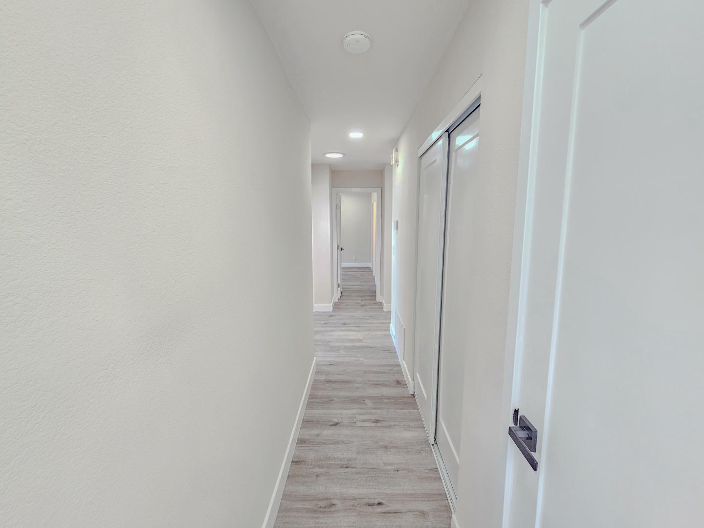 Detail Gallery Image 14 of 50 For 449 Chilberg Ct, San Jose,  CA 95133 - 4 Beds | 2 Baths