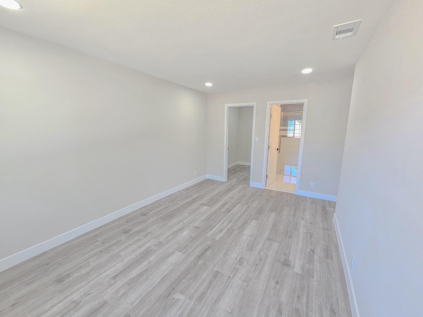 Detail Gallery Image 19 of 50 For 449 Chilberg Ct, San Jose,  CA 95133 - 4 Beds | 2 Baths