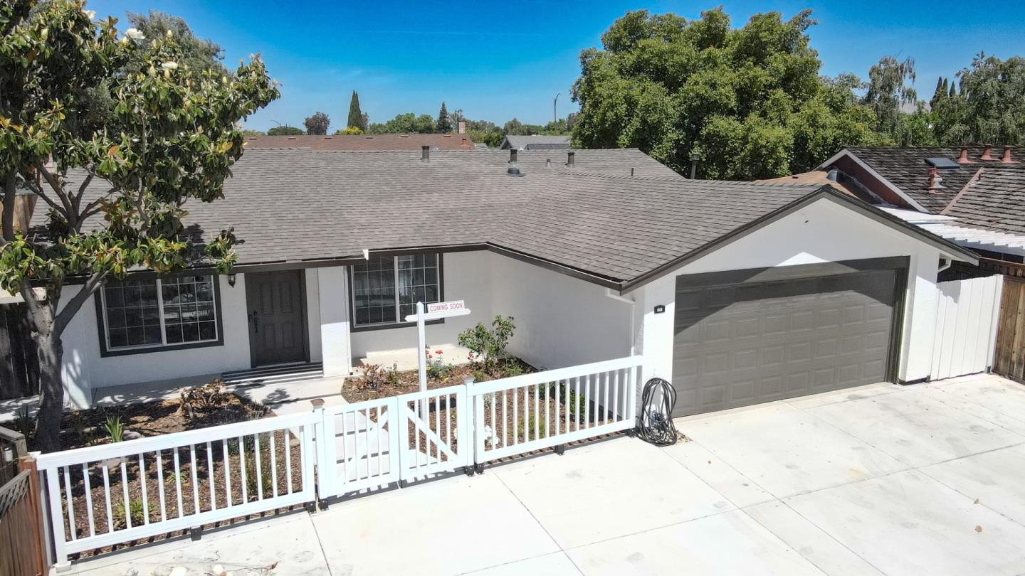 Detail Gallery Image 4 of 50 For 449 Chilberg Ct, San Jose,  CA 95133 - 4 Beds | 2 Baths