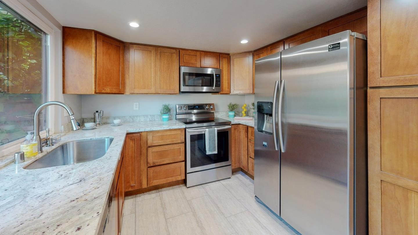 Detail Gallery Image 19 of 36 For 2 Morning Sun Ct, Mountain View,  CA 94043 - 2 Beds | 1/1 Baths