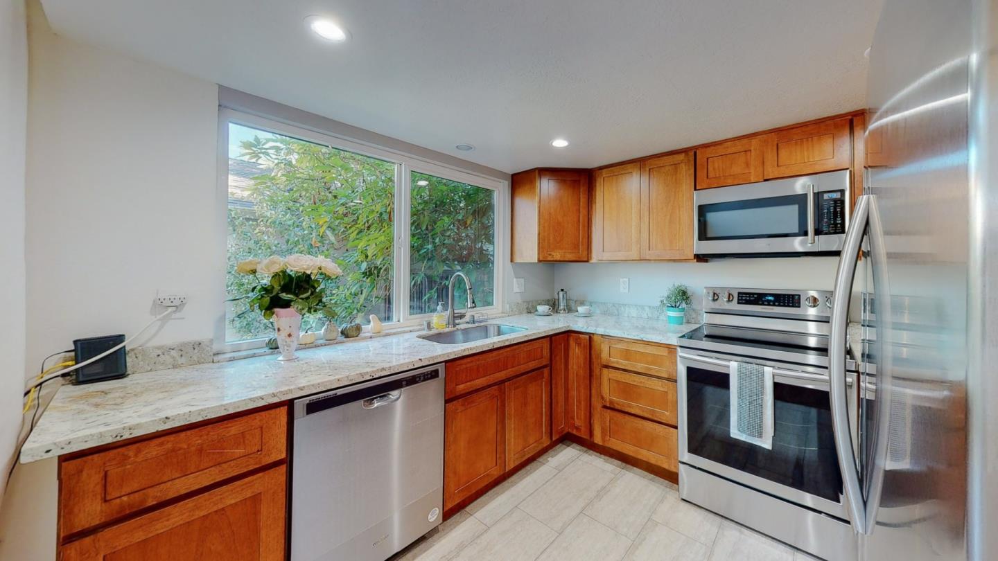 Detail Gallery Image 21 of 36 For 2 Morning Sun Ct, Mountain View,  CA 94043 - 2 Beds | 1/1 Baths
