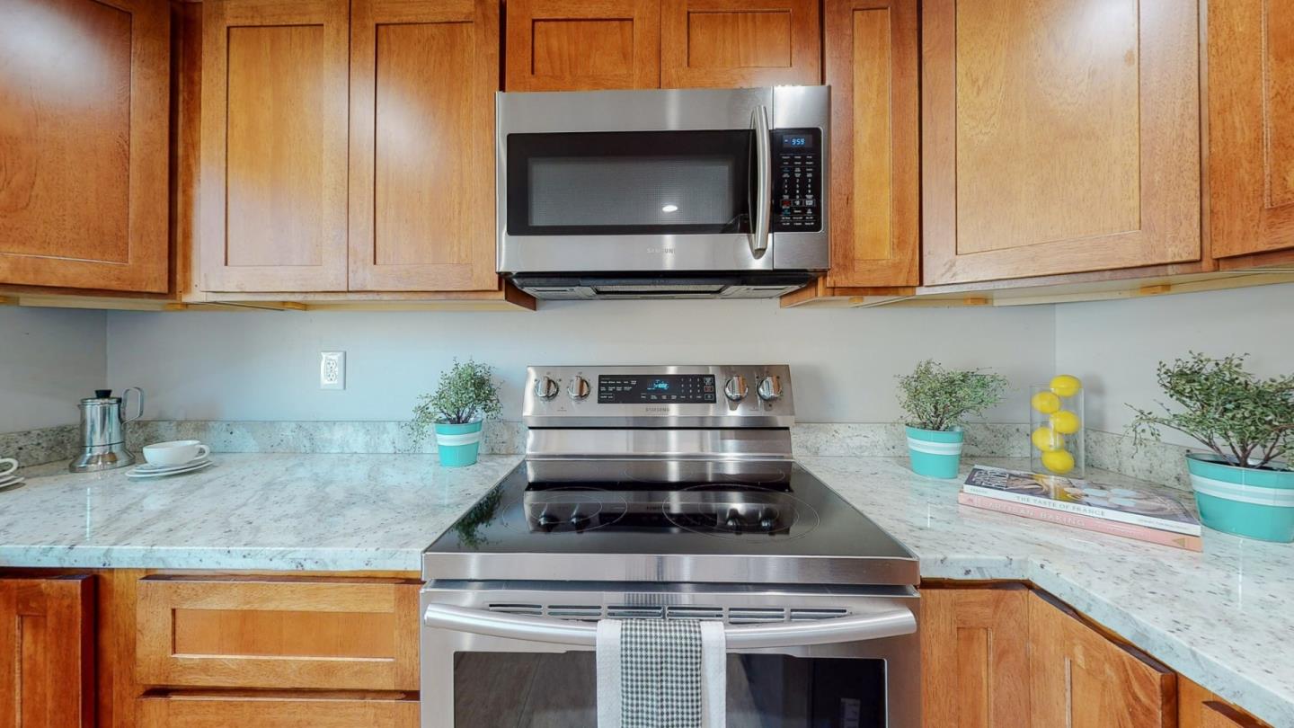 Detail Gallery Image 22 of 36 For 2 Morning Sun Ct, Mountain View,  CA 94043 - 2 Beds | 1/1 Baths